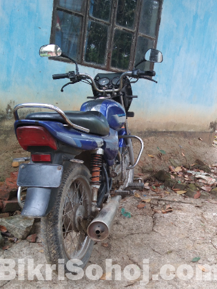 Bajaj ct100